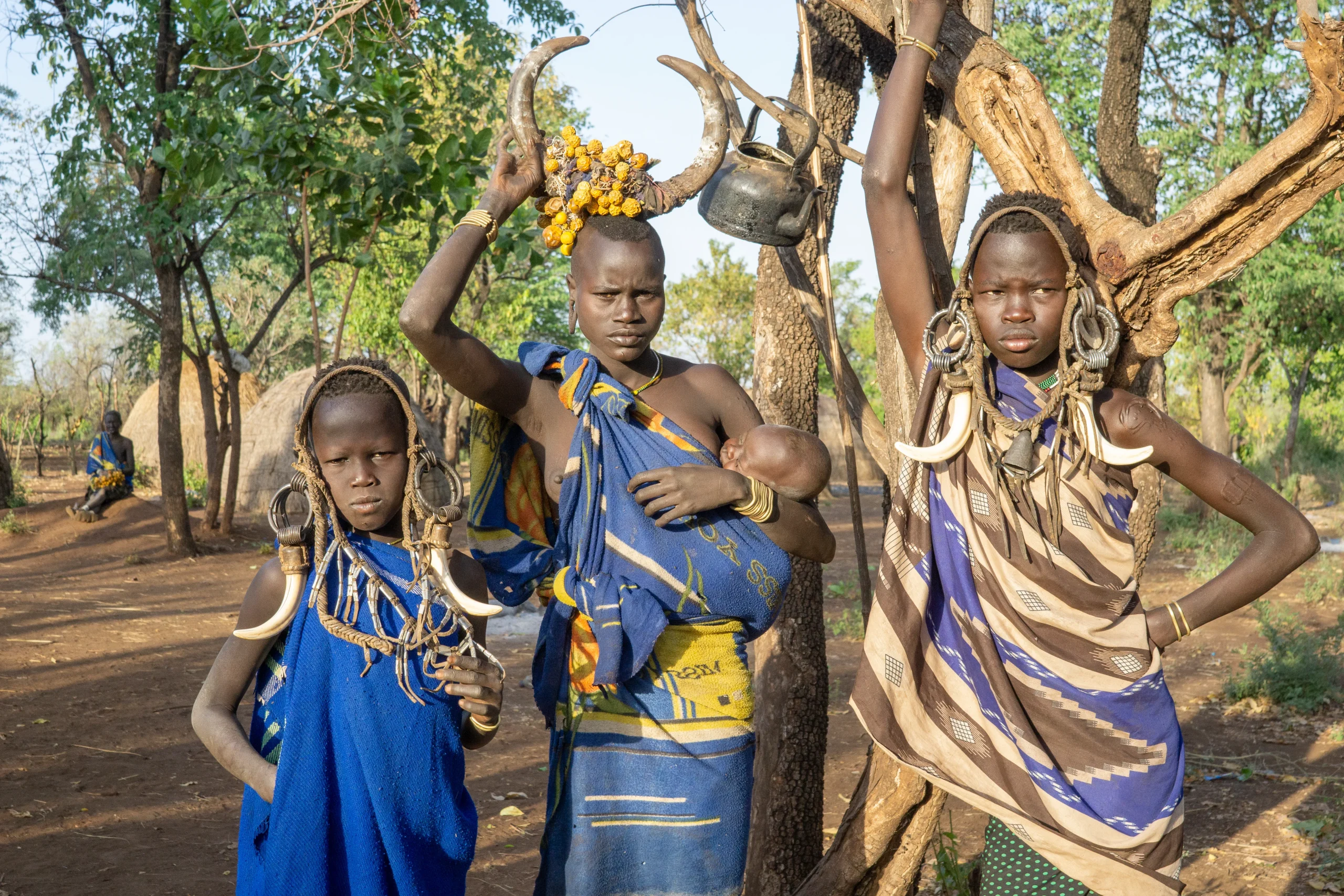 Mursi 3 girls